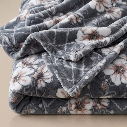 Premium AC Blanket 210×230 cm – Ultra Soft Lightweight Summer Blanket