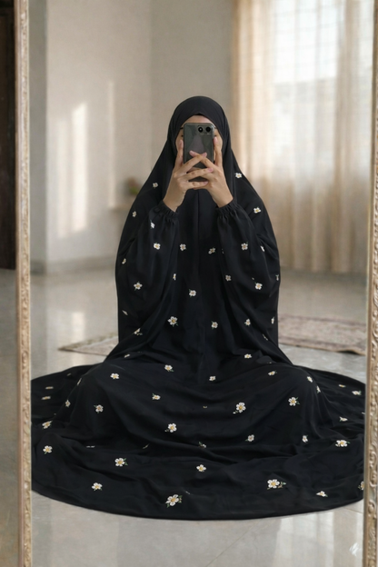 Embroidered Namaz Chaddar - Mahroon D3