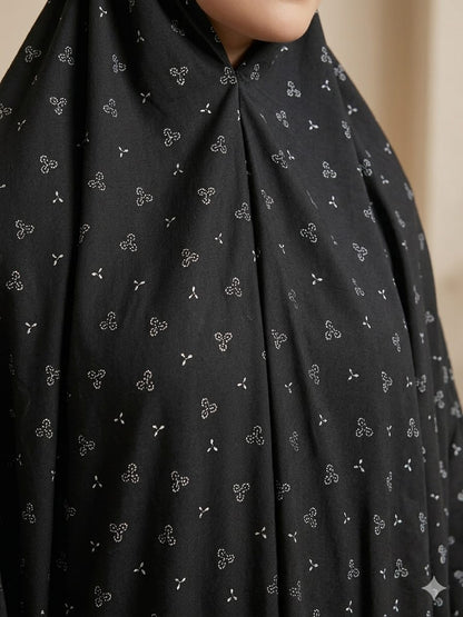Gulbahar Namaz Chaddar – Black & White Print